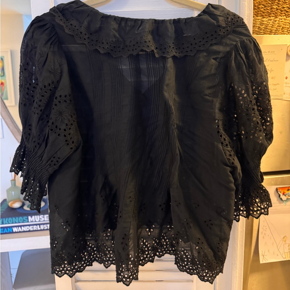 Doen Henri Top in Black Eyelet - Picture 5 of 5